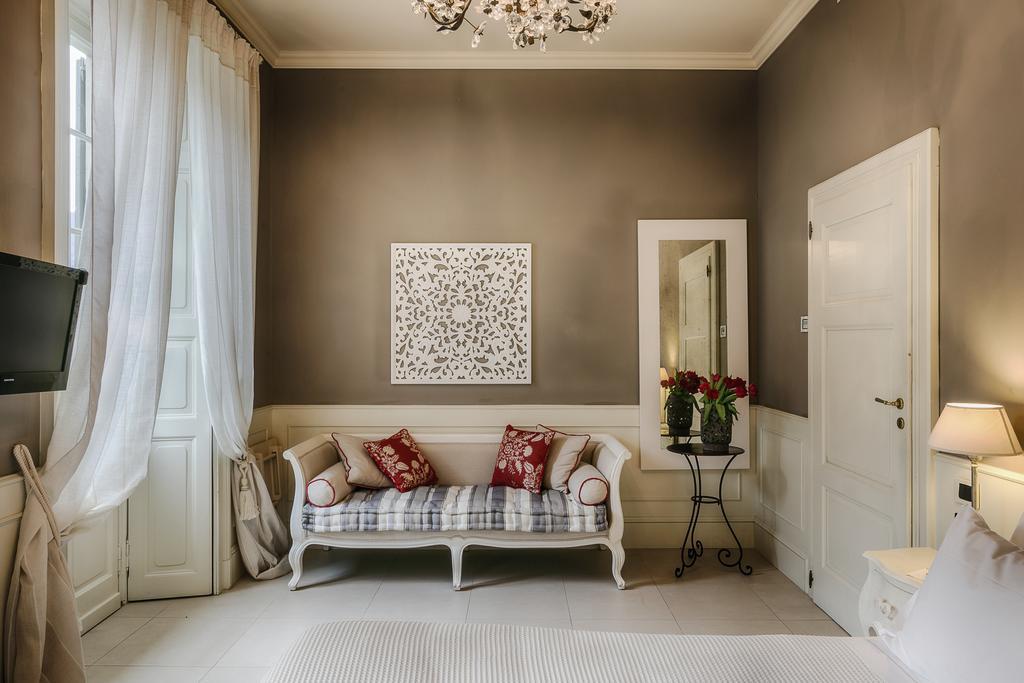 Relais Villa Vittoria Laglio Ruang foto