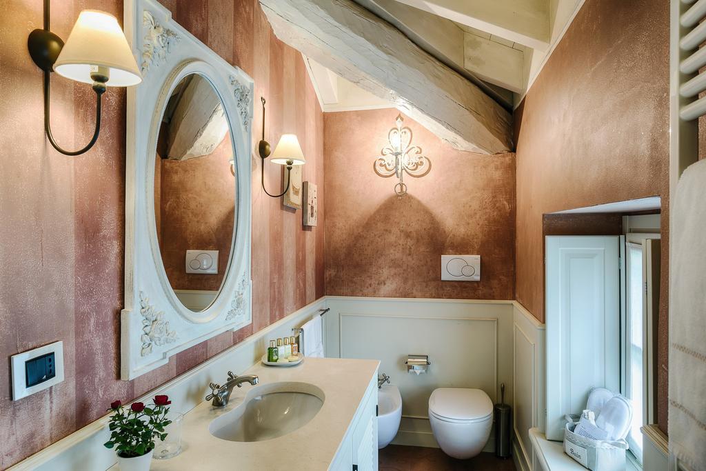 Relais Villa Vittoria Laglio Ruang foto