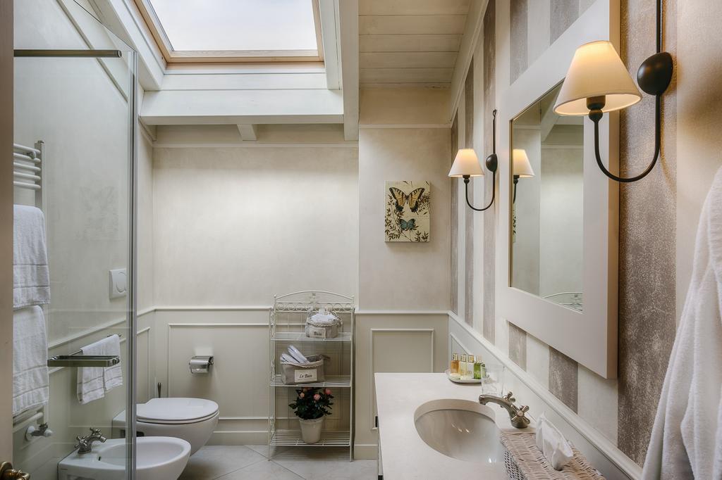 Relais Villa Vittoria Laglio Bagian luar foto