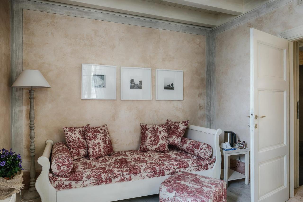 Relais Villa Vittoria Laglio Bagian luar foto